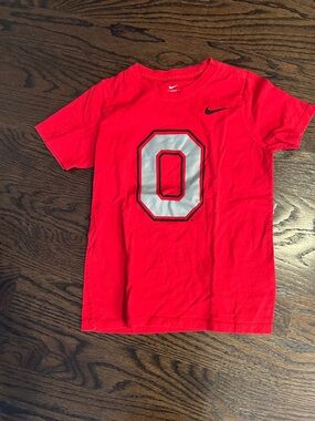 Nike Red Kids' Ohio state Short Sleeve Tee with Silver 'O' Graphic